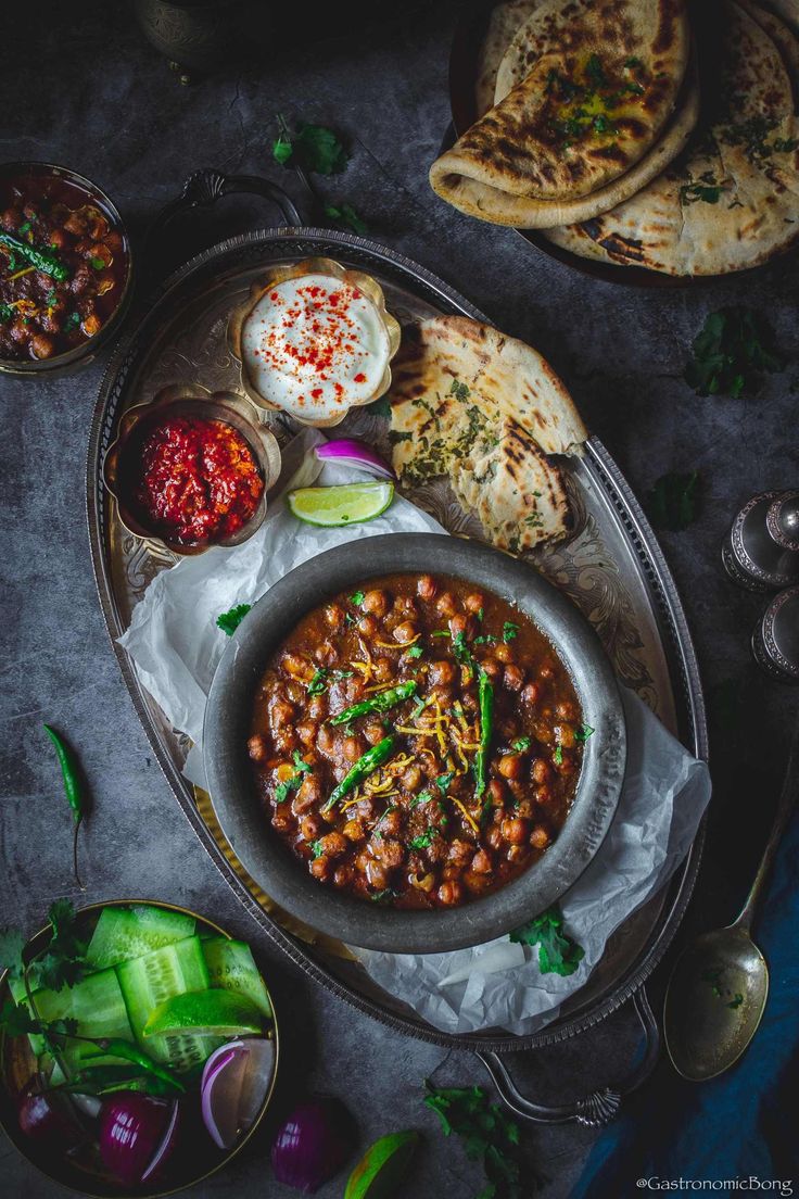 Amritsari Pindi Chole Masala